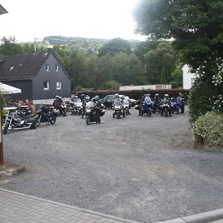 Gasthaus zur Quelle Bad Marienberg Extérieur photo