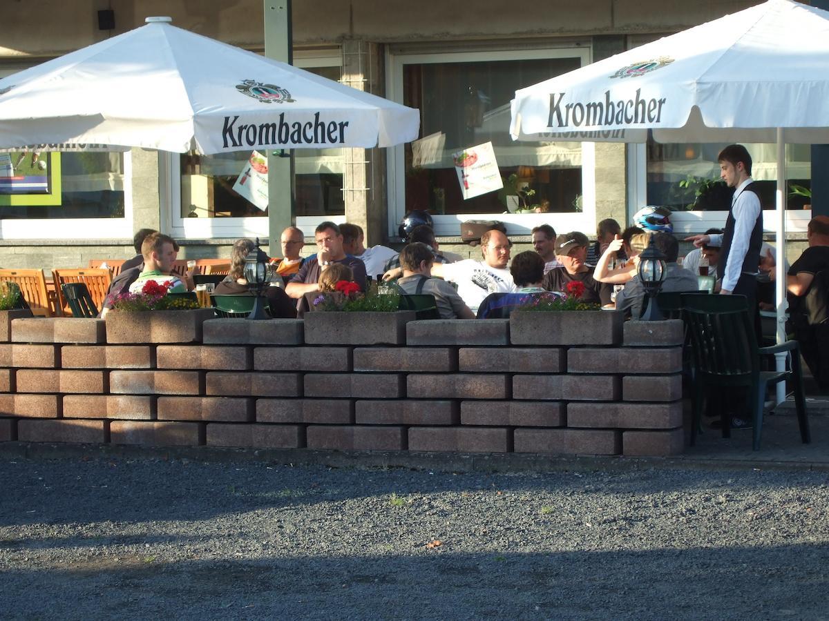 Gasthaus zur Quelle Bad Marienberg Extérieur photo