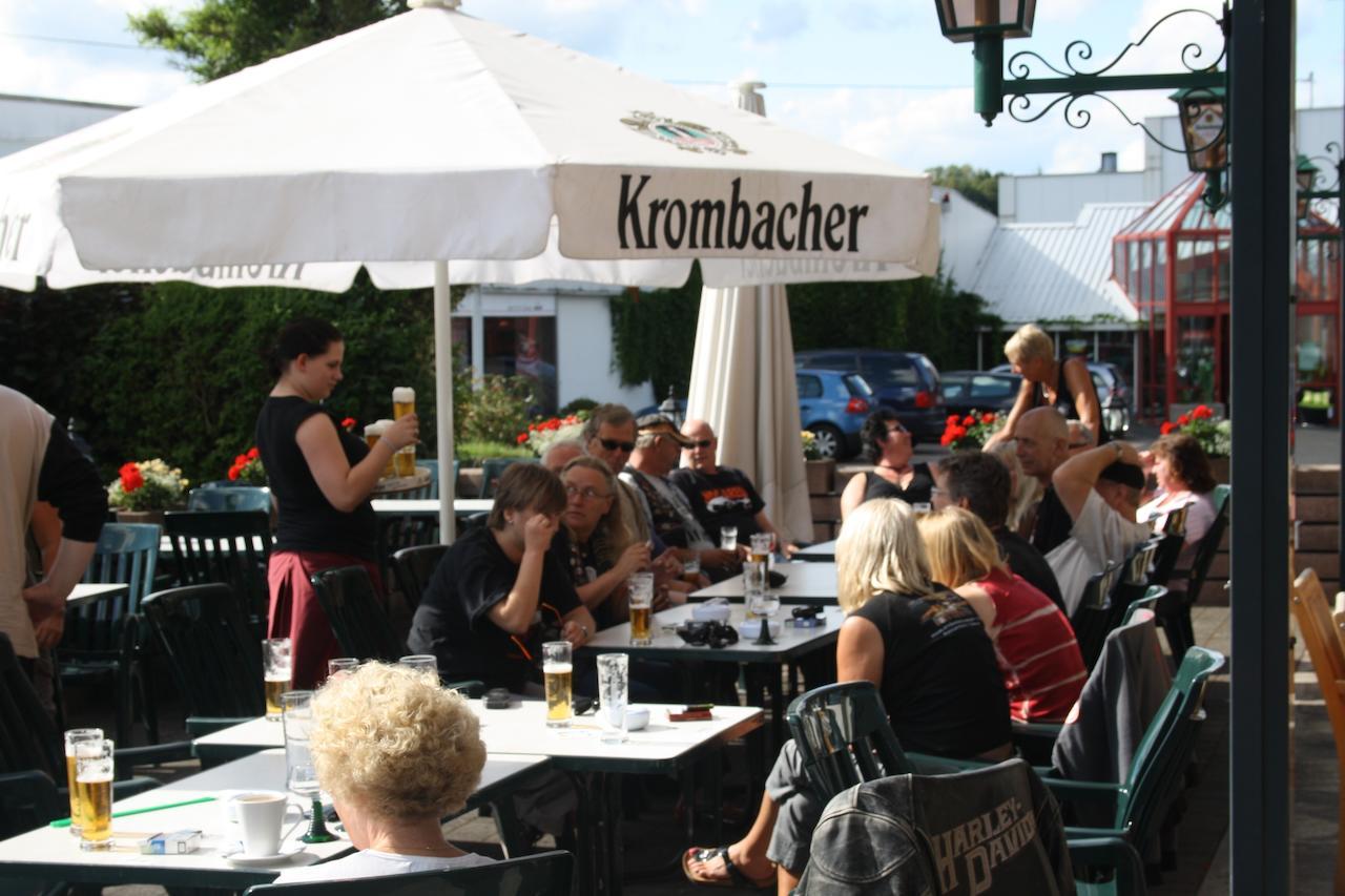 Gasthaus zur Quelle Bad Marienberg Extérieur photo