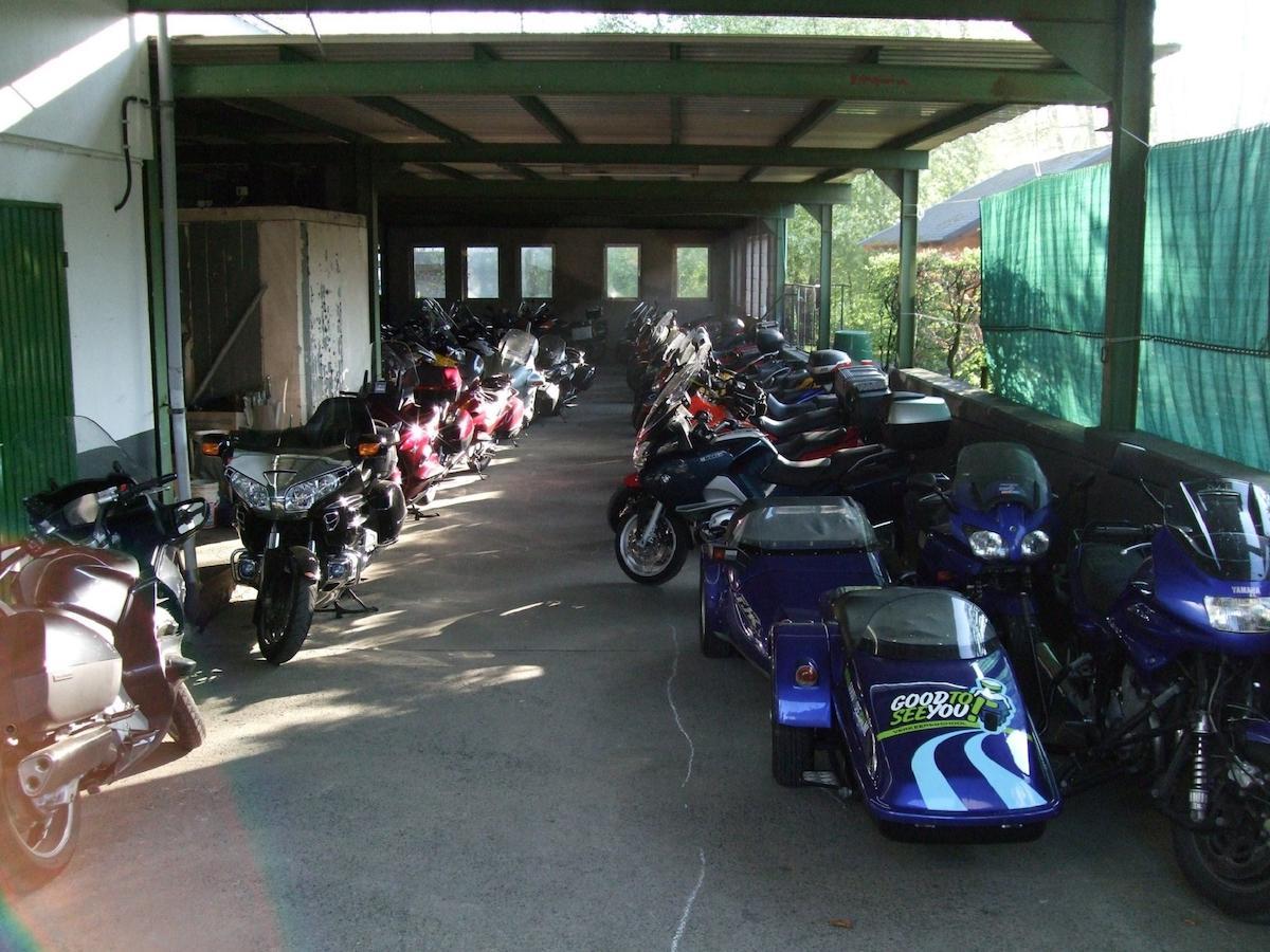 Gasthaus zur Quelle Bad Marienberg Extérieur photo