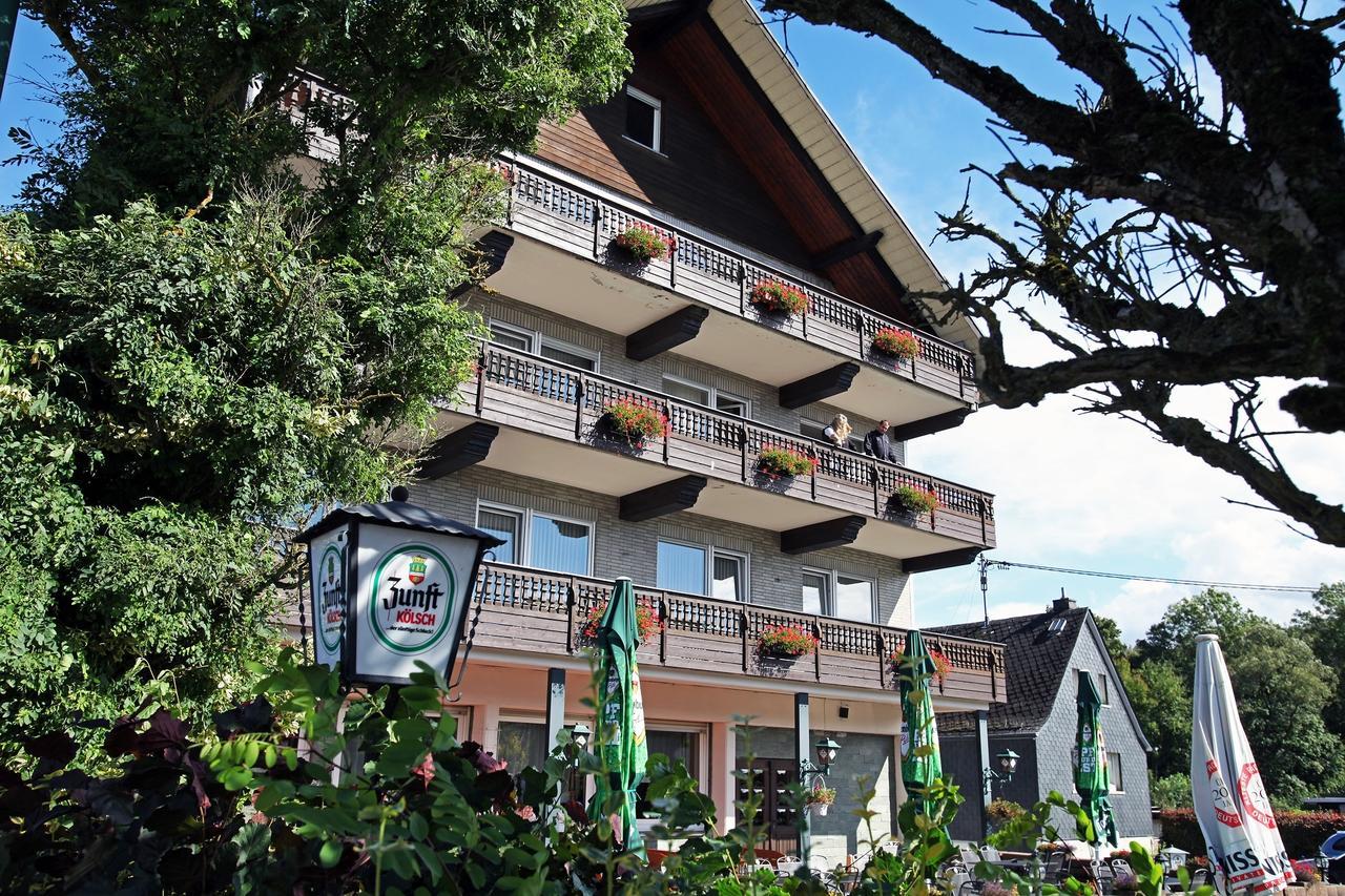 Gasthaus zur Quelle Bad Marienberg Extérieur photo